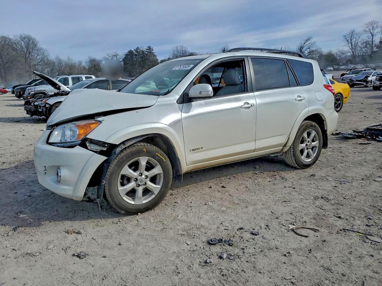 Toyota RAV4 Limited Image 1