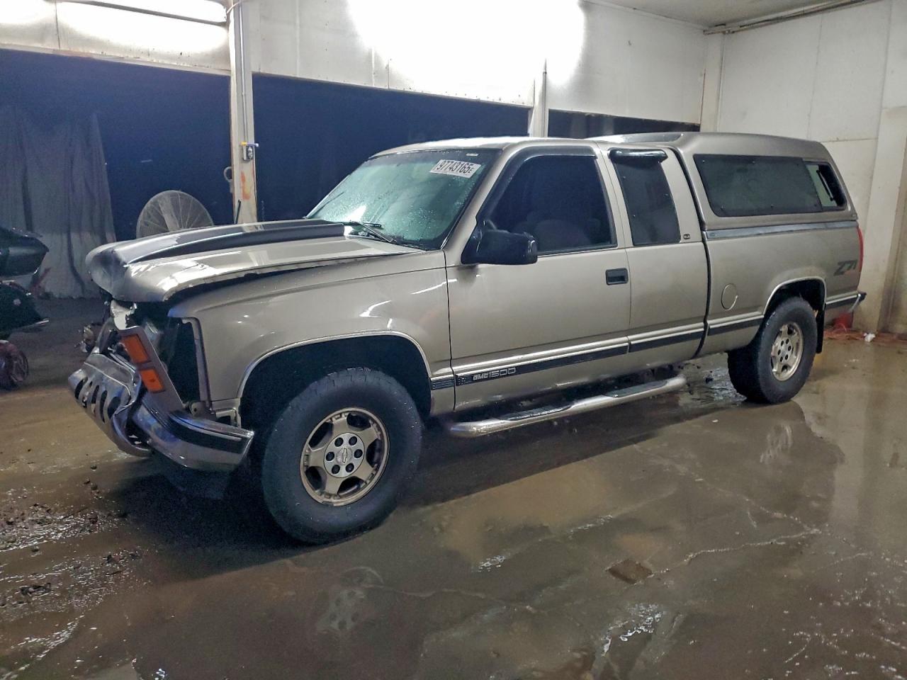 GMC Sierra K1500 Image 1