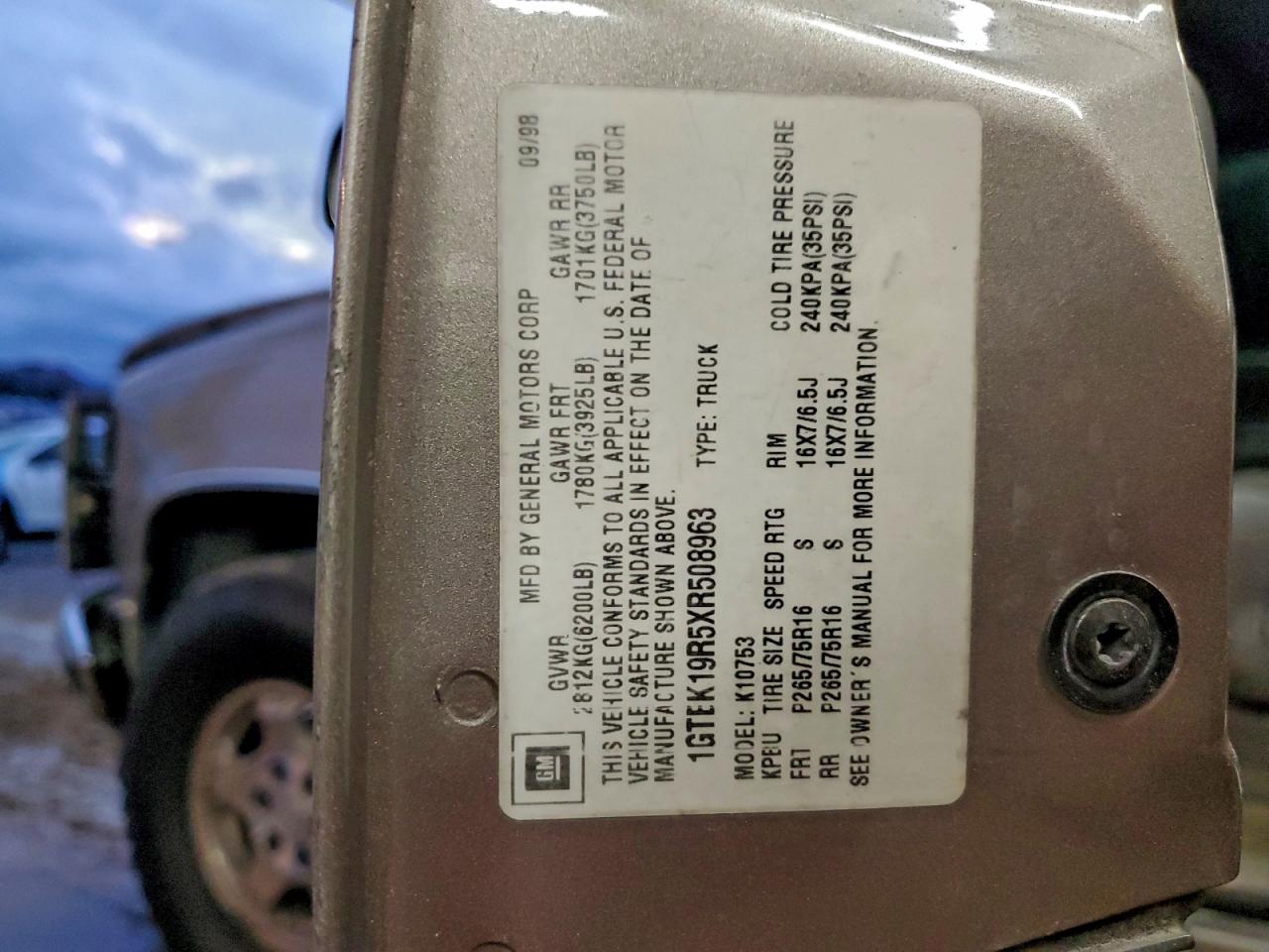 GMC Sierra K1500 Image 7