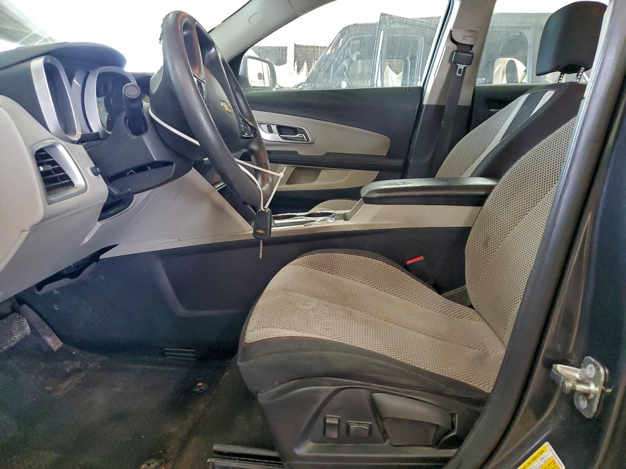 Chevrolet Equinox Ls Image 6