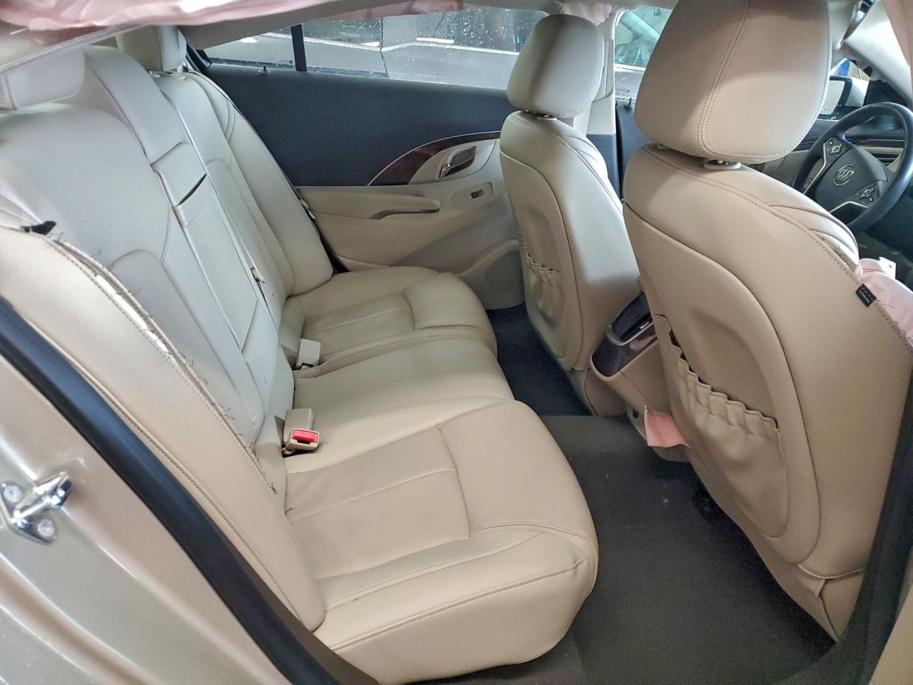 Buick LaCrosse Image 6