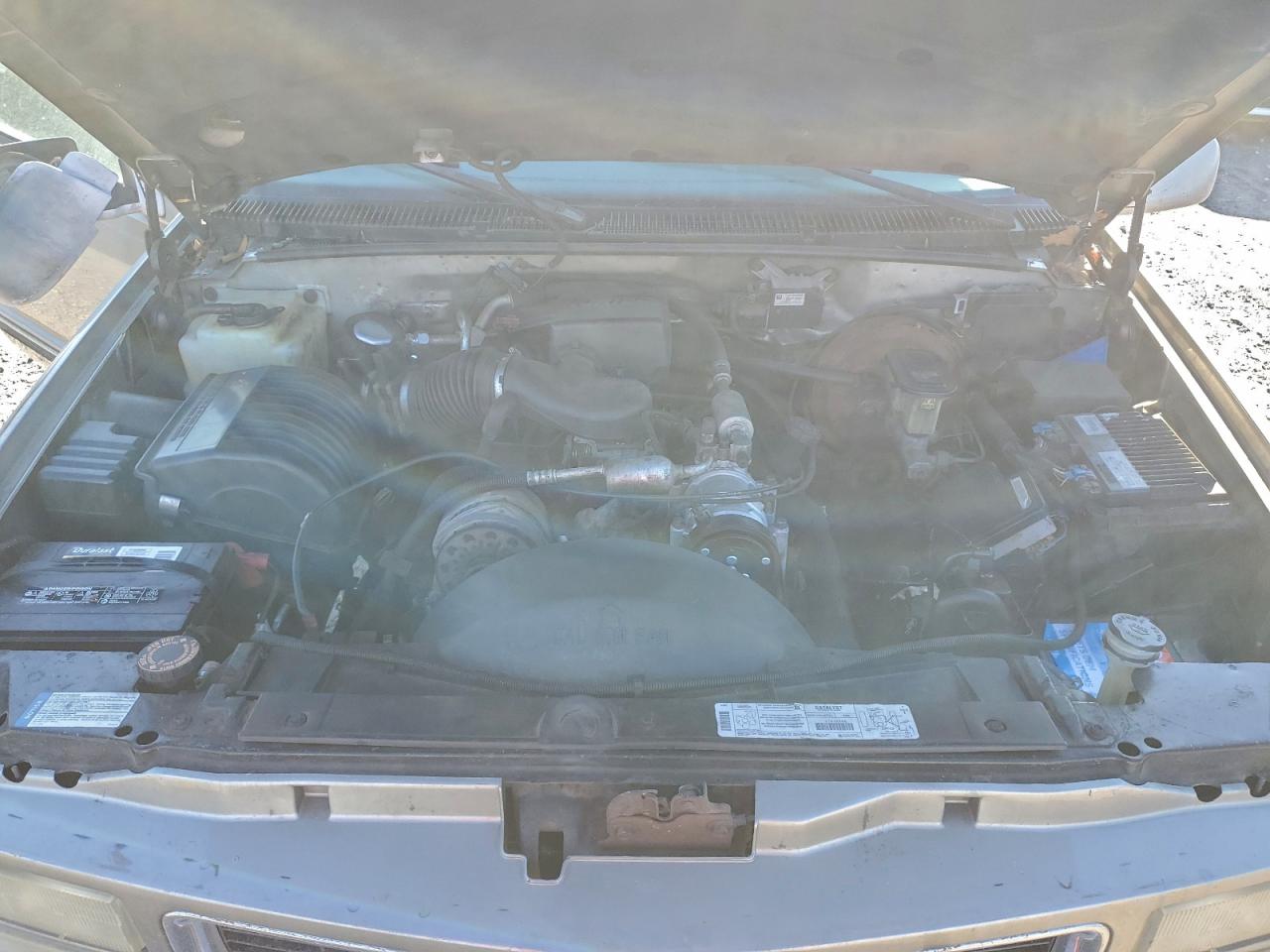 GMC Suburban K1500 Image 12