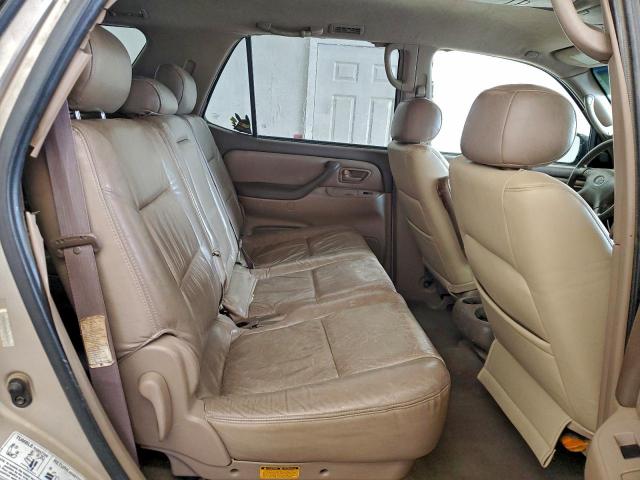 Toyota Sequoia Sr5 Image 9