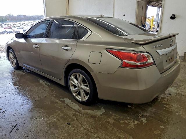 Nissan Altima 2.5 Image 9