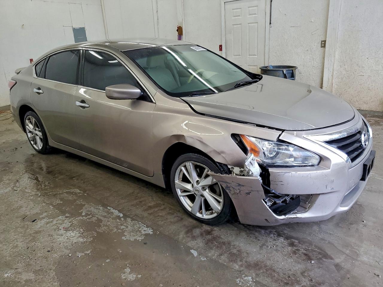Nissan Altima 2.5 Image 4