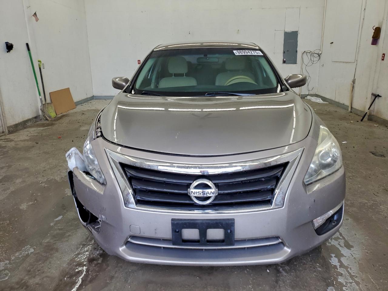 Nissan Altima 2.5 Image 8