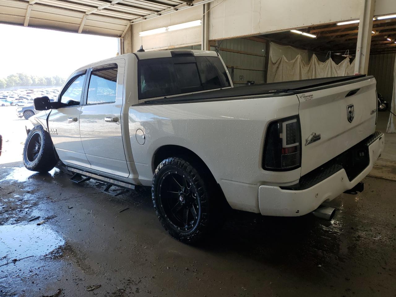 Ram 1500 Slt Image 4