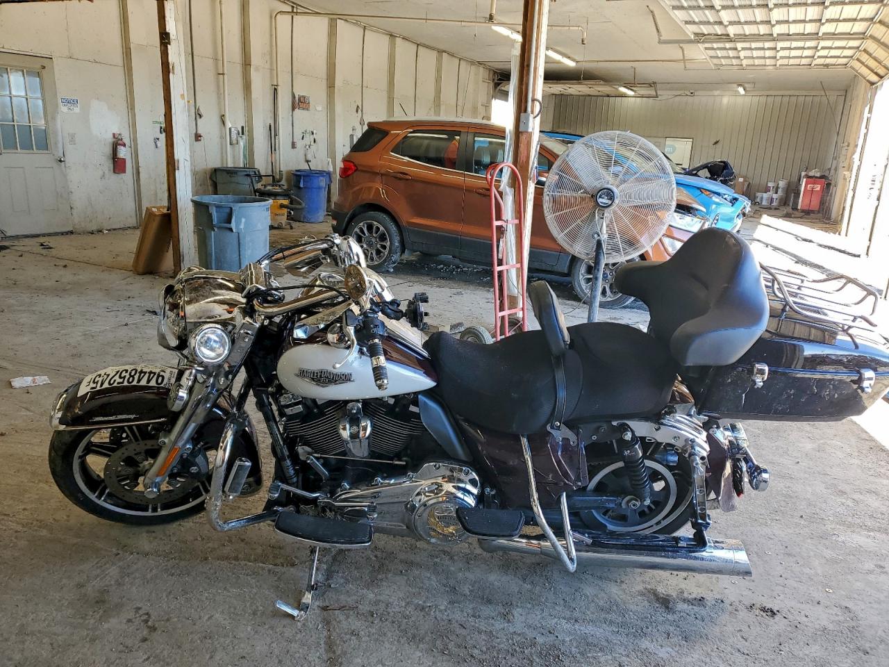 Harley-Davidson Fl Image 4