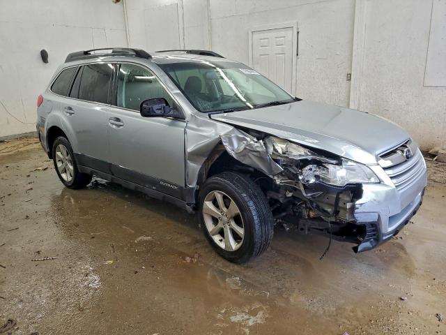 Subaru Outback 2.5i Premium Image 3