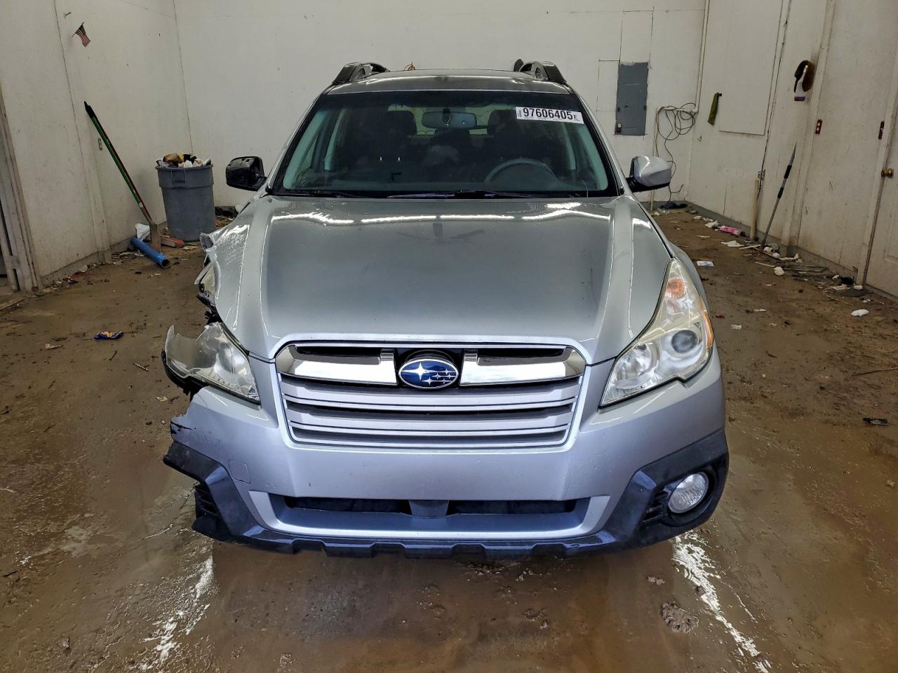 Subaru Outback 2.5i Premium Image 4