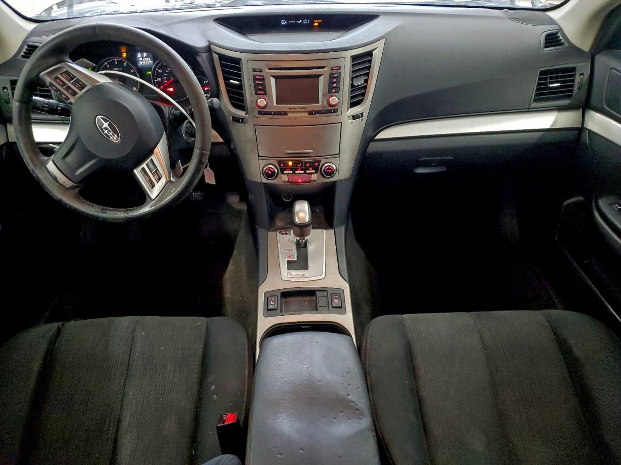 Subaru Outback 2.5i Premium Image 13