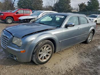  Salvage Chrysler 300