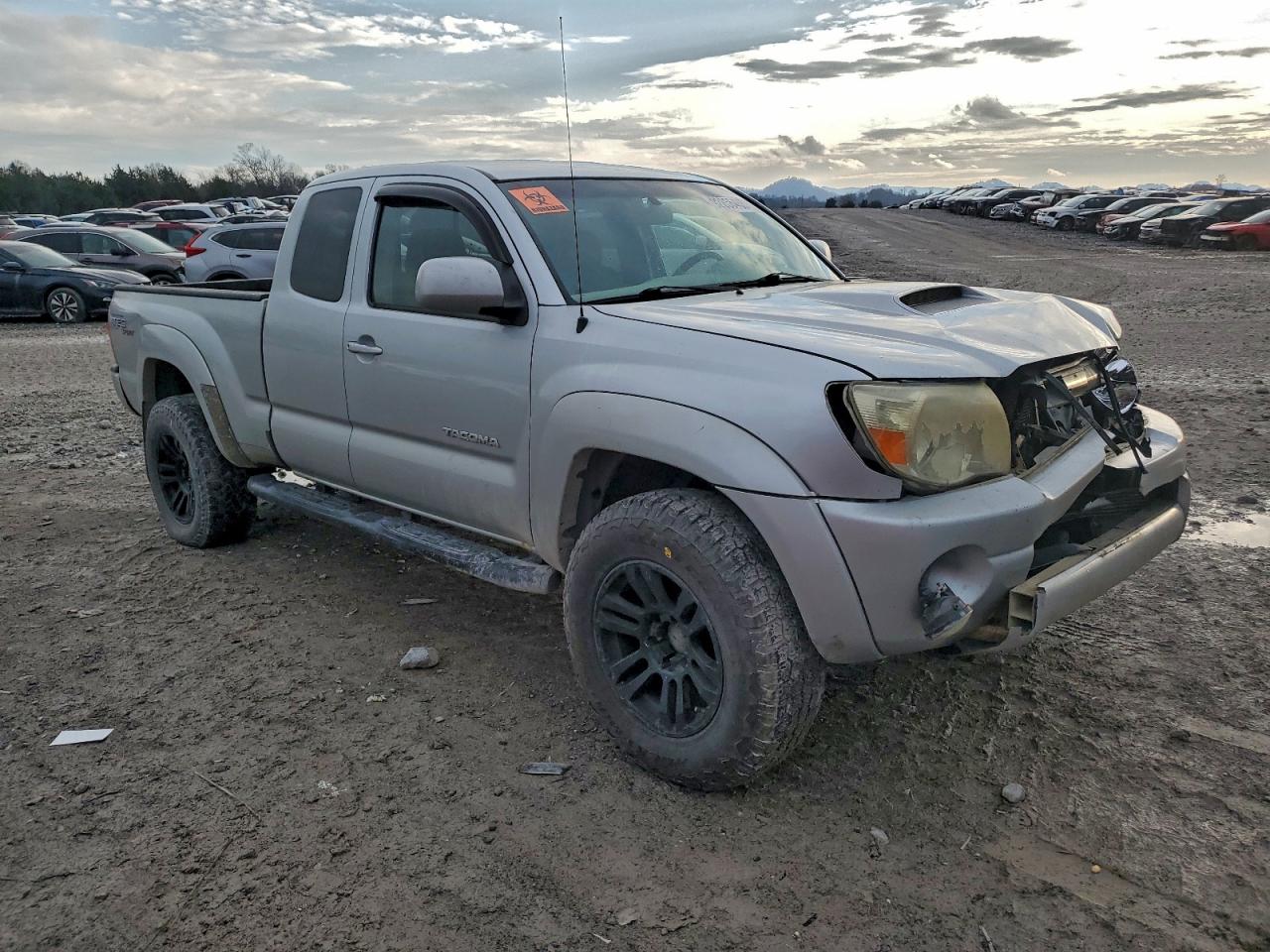 Toyota Tacoma Access Cab Image 13