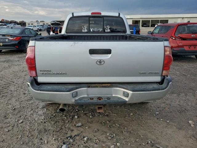 Toyota Tacoma Access Cab Image 9