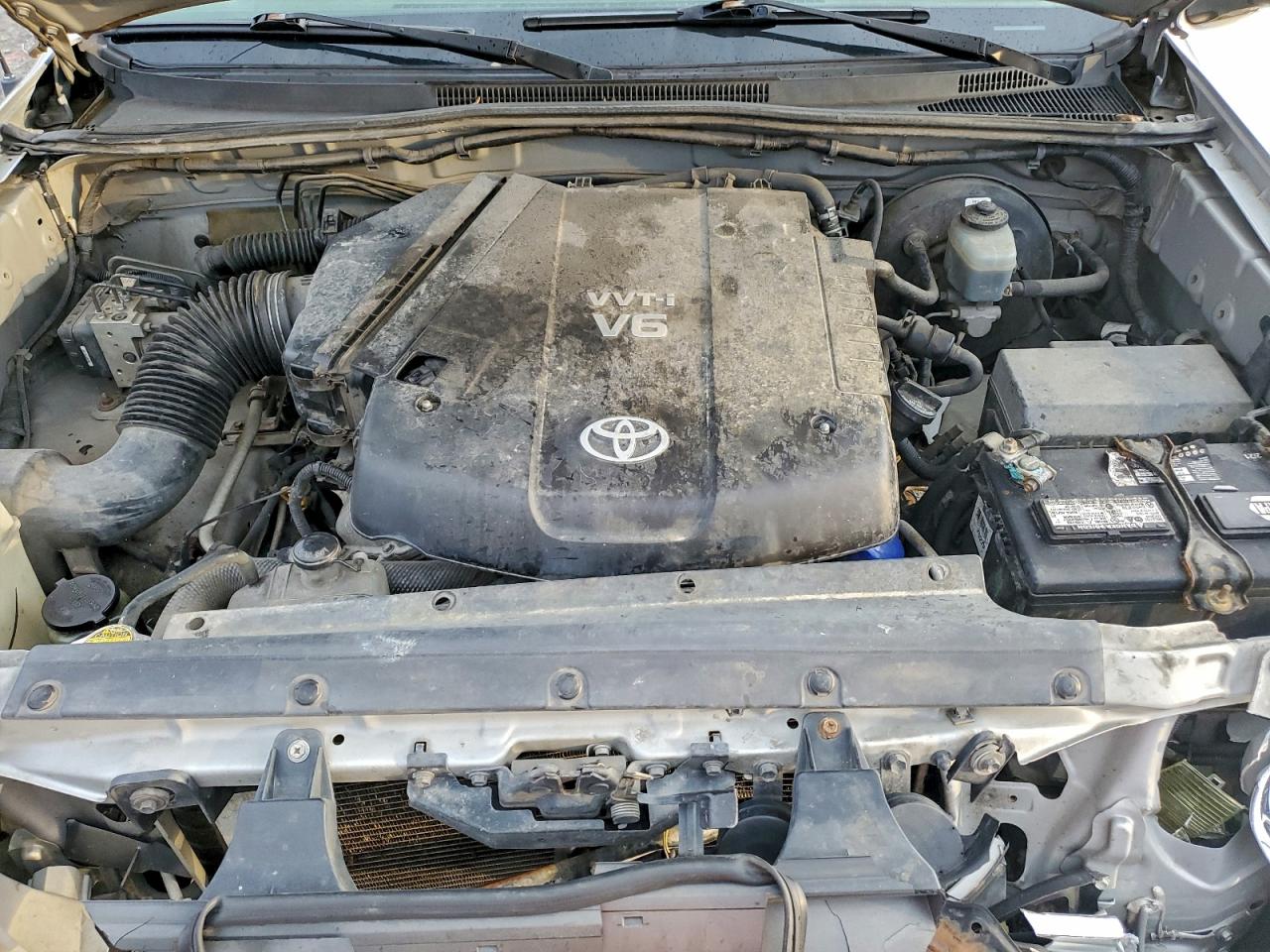 Toyota Tacoma Access Cab Image 3