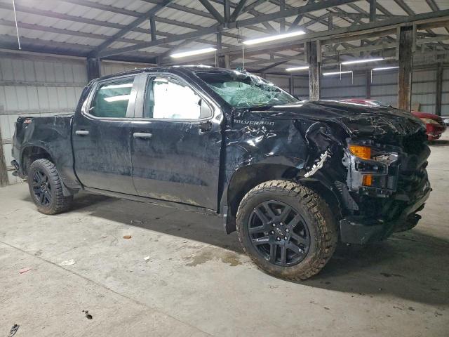 Chevrolet Silverado K1500 Custom Image 4