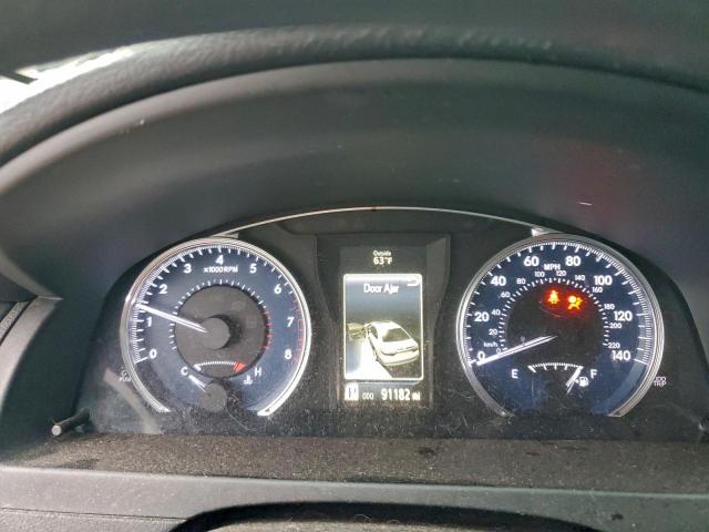 Toyota Camry Le Image 4