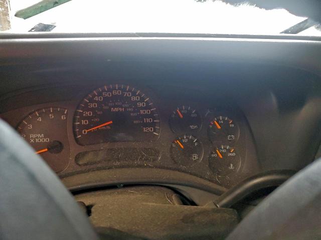 Chevrolet Suburban C1500 Image 8