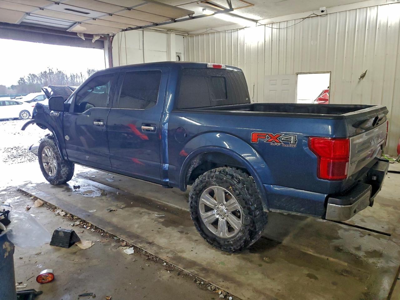 Ford F-150 Supercrew Image 11