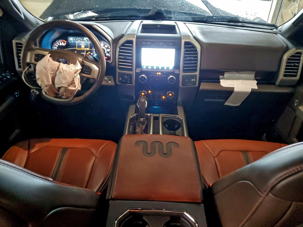 Ford F-150 Supercrew Image 6