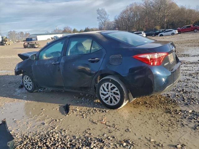 Toyota Corolla L Image 8