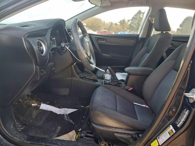 Toyota Corolla L Image 12