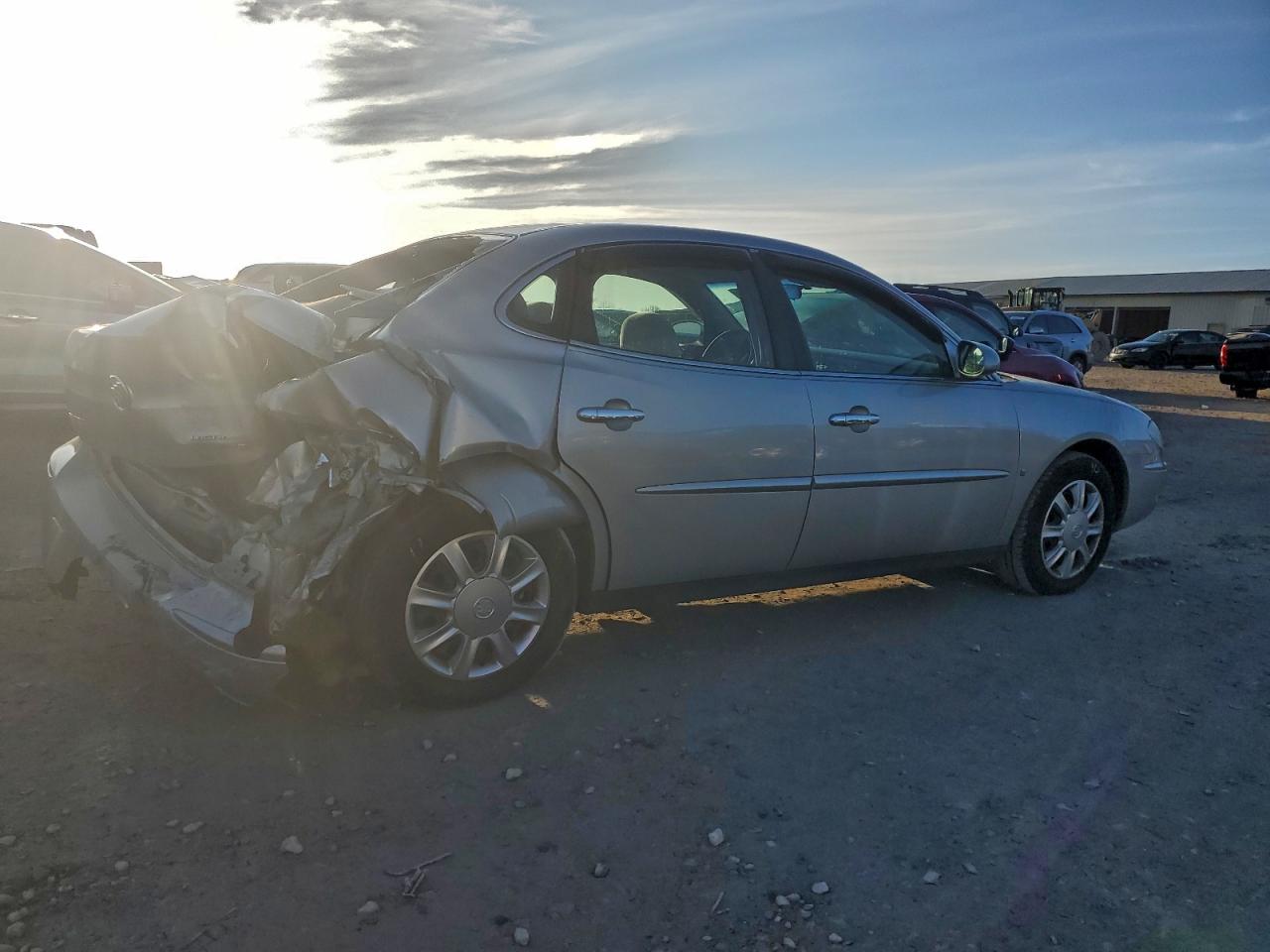 Buick LaCrosse Cx Image 2