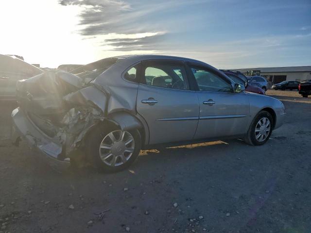 Buick LaCrosse Cx Image 2