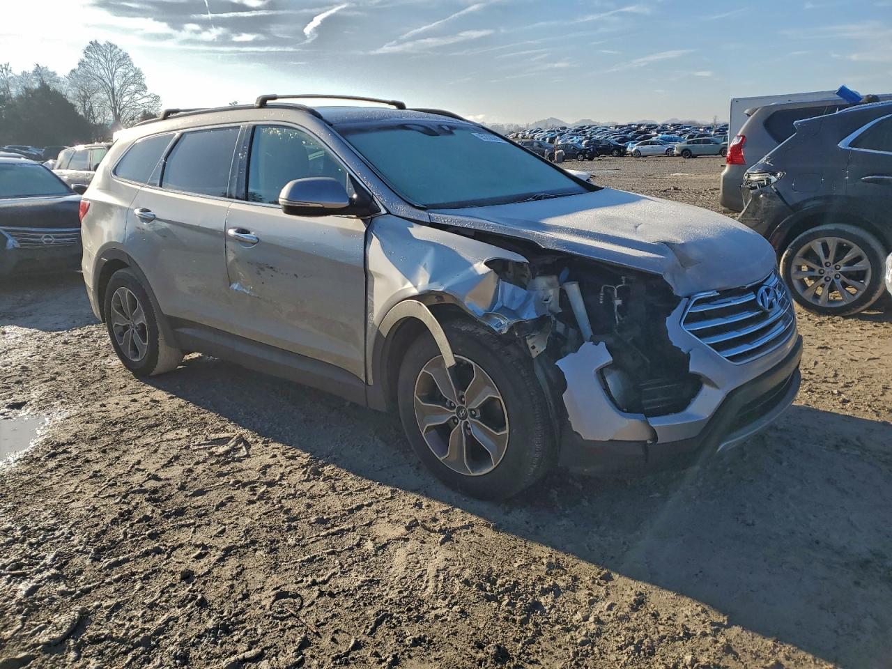 Hyundai SANTA FE Gls Image 2