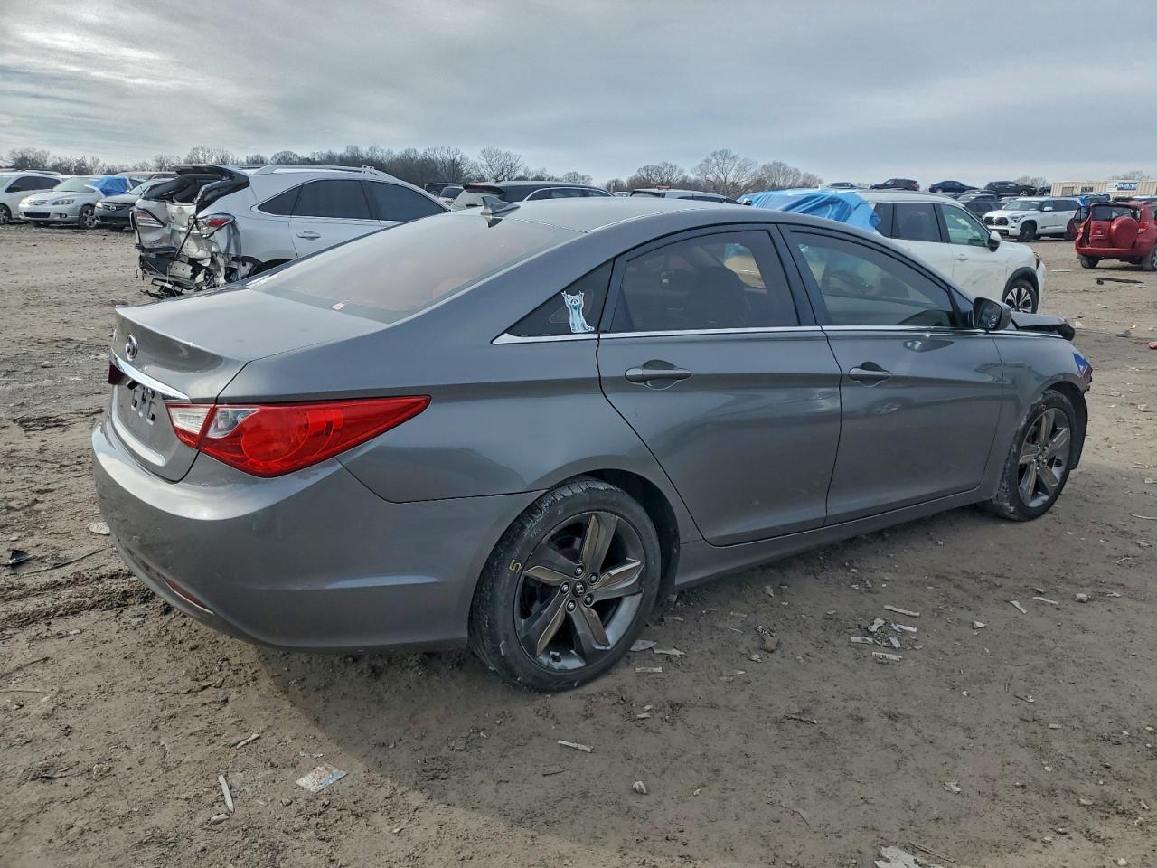 Hyundai SONATA Gls Image 7