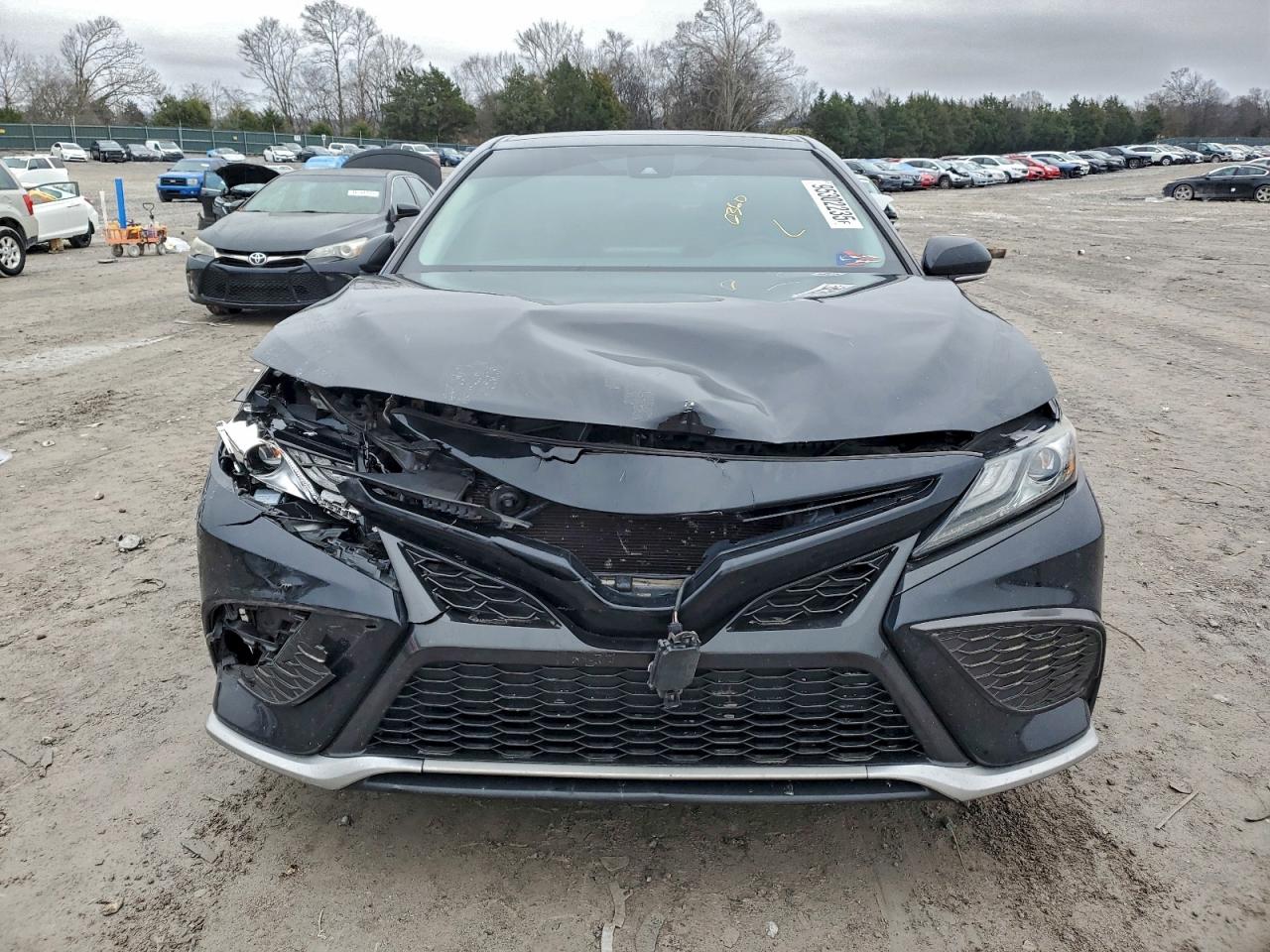 Toyota Camry Xse Image 4