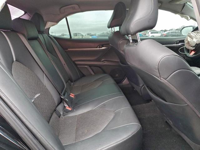 Toyota Camry Xse Image 9