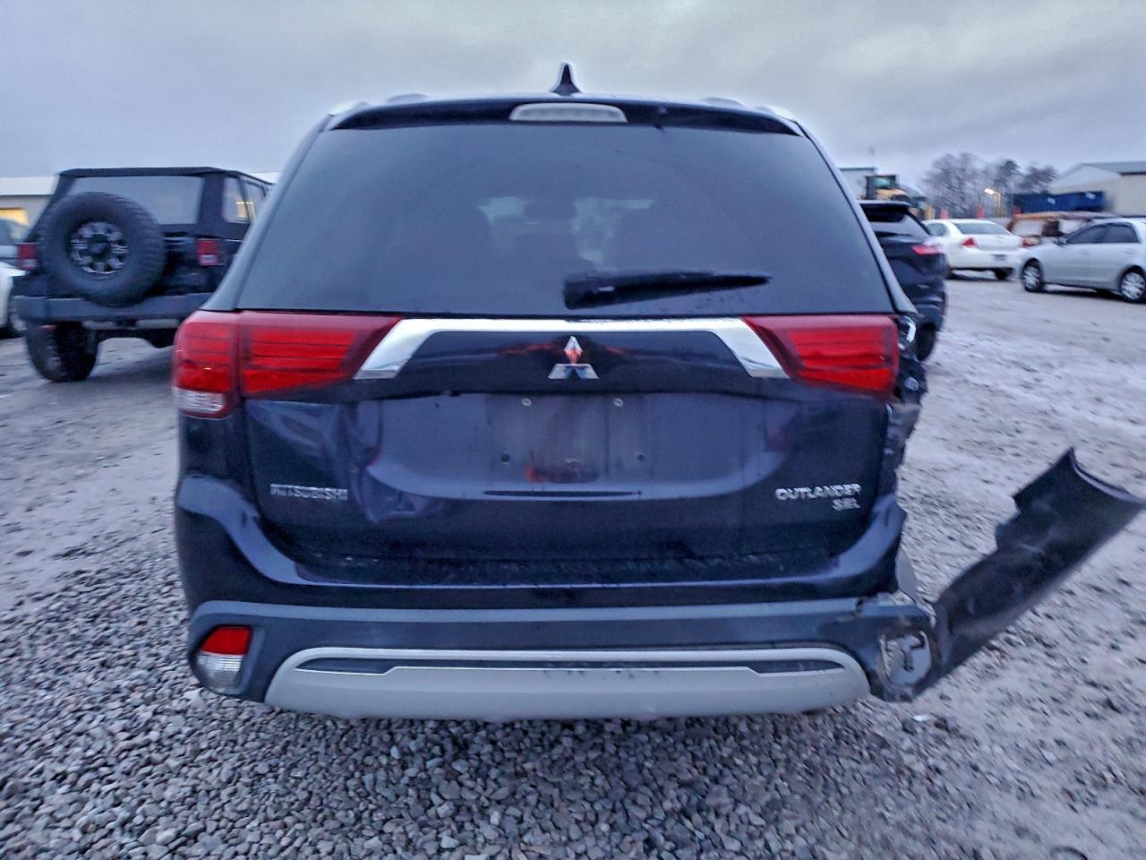 Mitsubishi Outlander Se Image 5