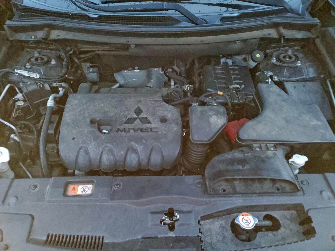 Mitsubishi Outlander Se Image 9