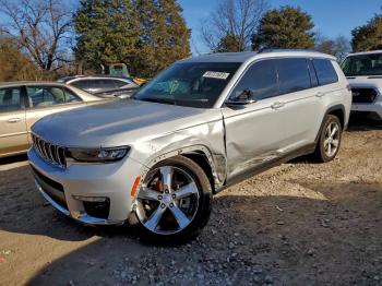  Salvage Jeep Grand Cherokee
