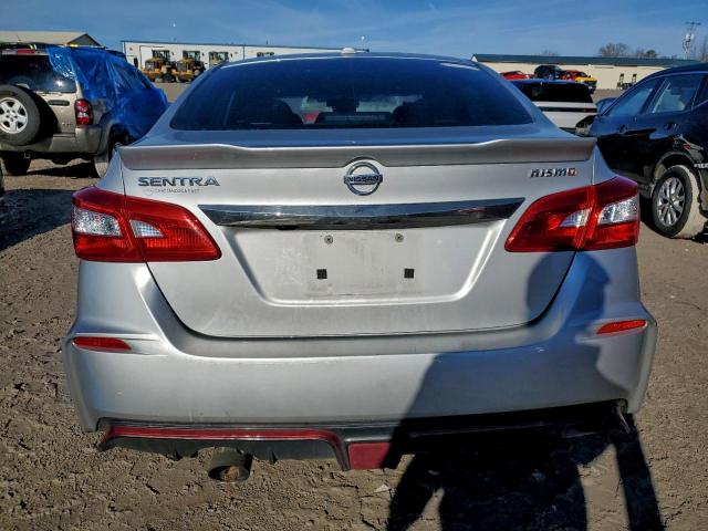 Nissan Sentra Sr Turbo Image 11