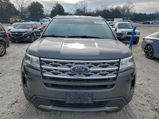 Ford Explorer Xlt Image 9