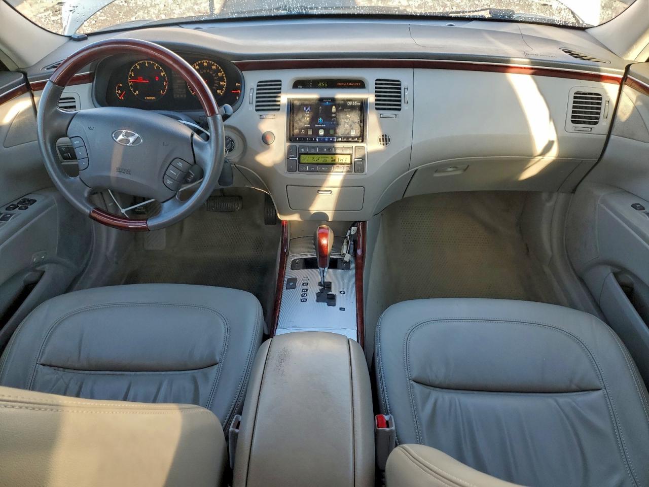 Hyundai Azera Se Image 10