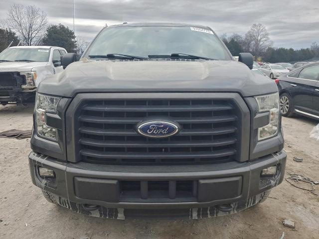 Ford F-150 Super Cab Image 5