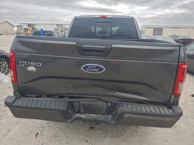 Ford F-150 Super Cab Image 12