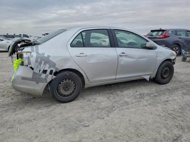 Toyota Yaris Image 3