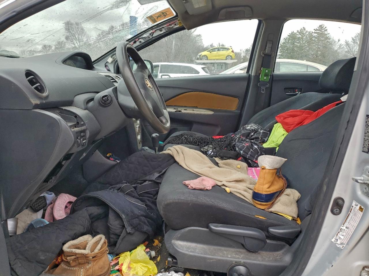 Toyota Yaris Image 4