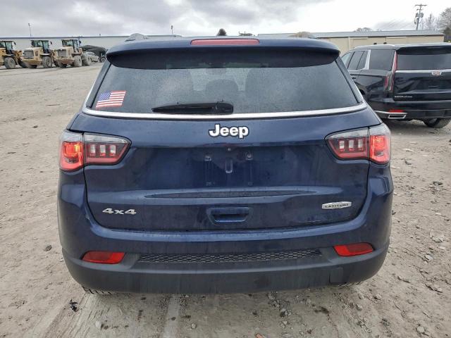 Jeep Compass Latitude Image 4