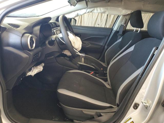 Nissan Versa S Image 5