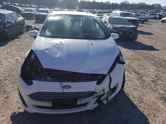 Ford Fiesta Titanium Image 5