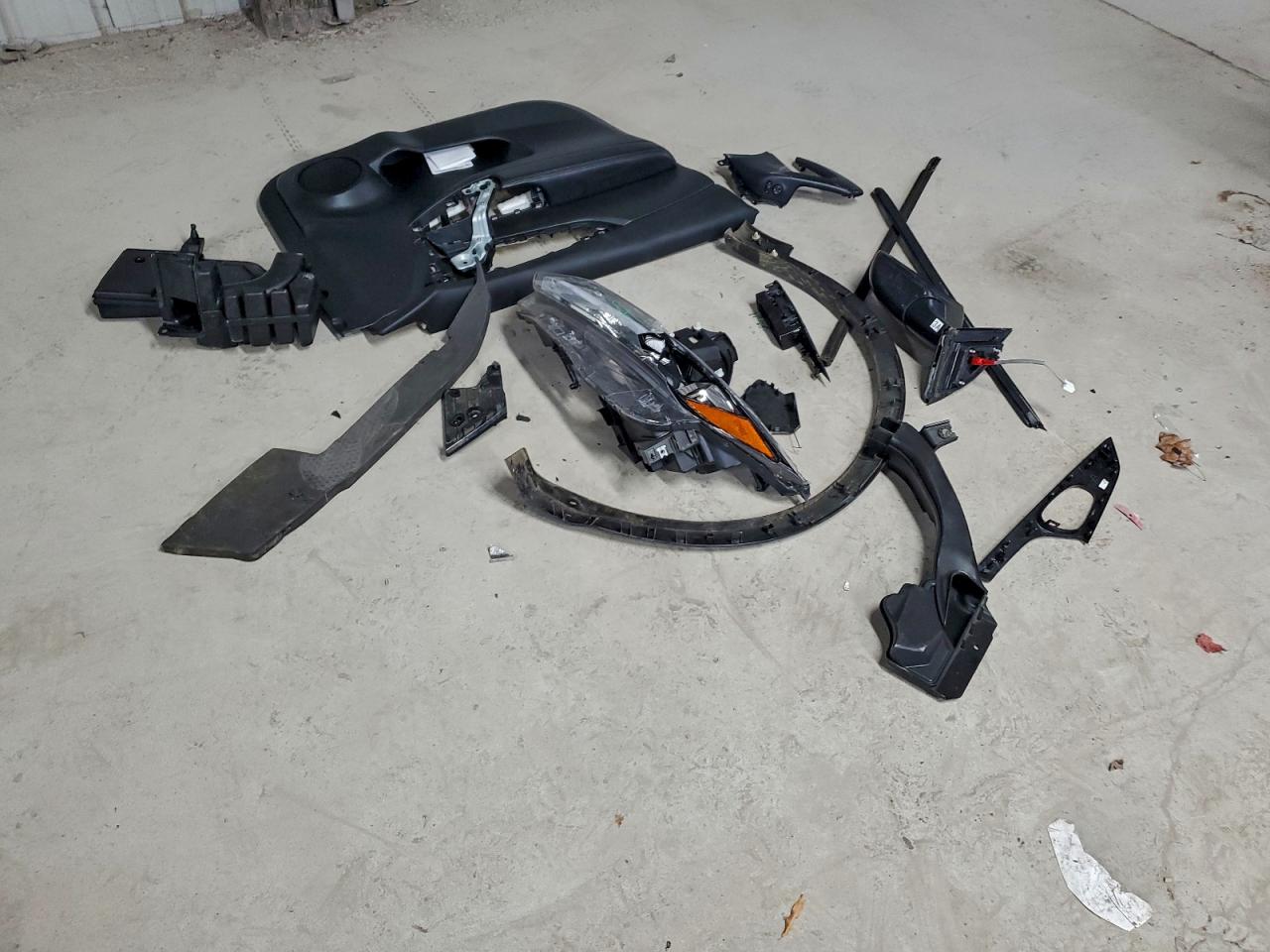 Nissan Rogue S Image 9