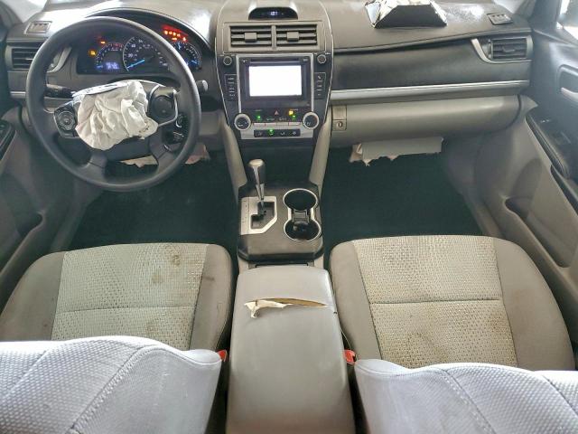 Toyota Camry Base Image 9