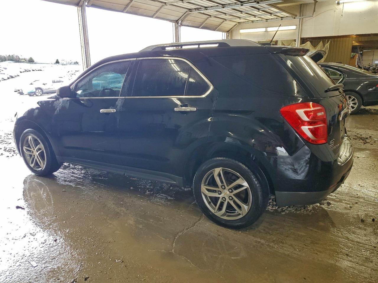 Chevrolet Equinox Premier Image 4