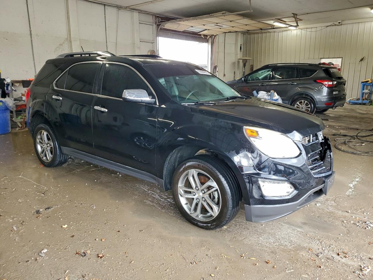 Chevrolet Equinox Premier Image 3