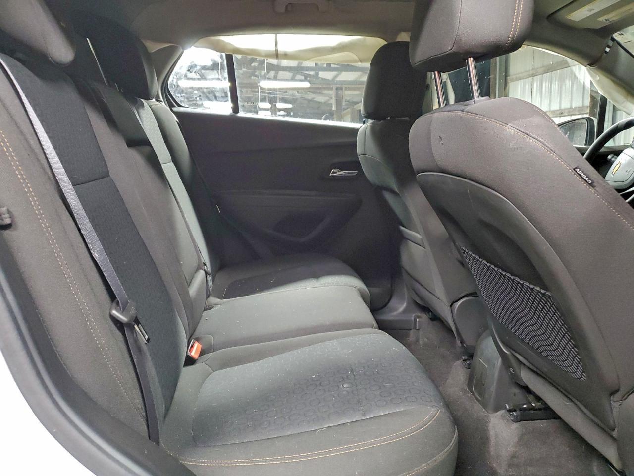 Chevrolet Trax Ls Image 8